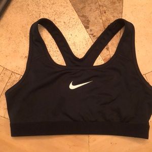 Nike Sports Bra top Black Youth large